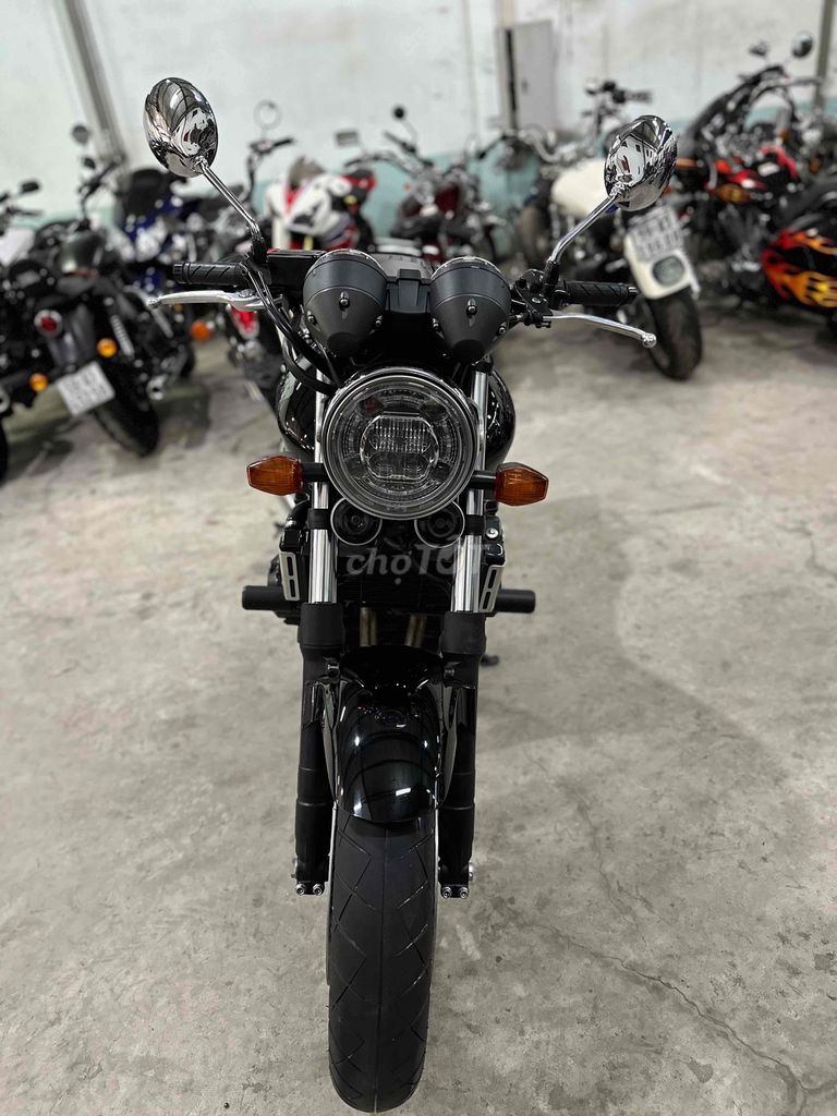 Honda CB400 Super Four 2018 bản kỉ niệm 25 năm. Mua bán Xe máy tại Quận Gò Vấp Tp Hồ Chí Minh được đăng bởi Danh Phan 399 hình 3