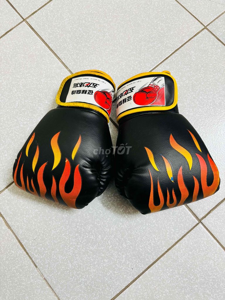 Găng tay boxing da bền bỉ. Mua bán Đồ thể thao, Dã ngoại tại Quận Đống Đa Hà Nội được đăng bởi Classy World hình 1