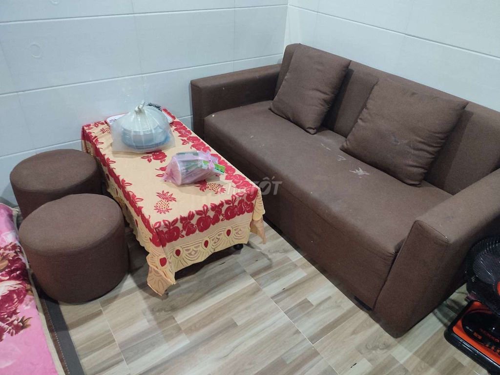 Ghế sofa nệm màu nâu đã sử dụng. Mua bán Bàn ghế tại Quận Thanh Khê Đà Nẵng được đăng bởi Liz Nguyễn  hình 1