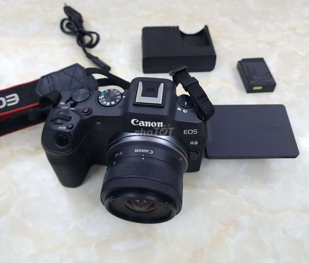 Combo Canon R8 + kit 18-45 còn bảo hành dài. Mua bán Máy ảnh, Máy quay tại Quận 5 Tp Hồ Chí Minh được đăng bởi Ngô Nhung hình 1