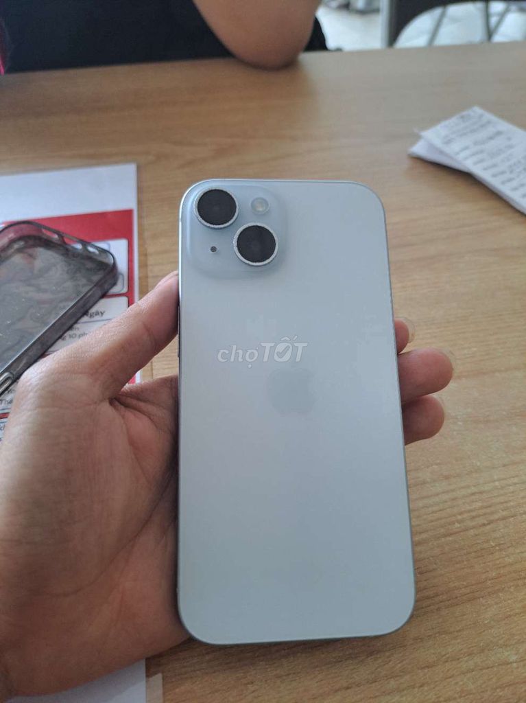 Apple iPhone 15 128GB Xanh dương. Mua bán Điện thoại tại Quận Gò Vấp Tp Hồ Chí Minh được đăng bởi Lộc Trần hình 1