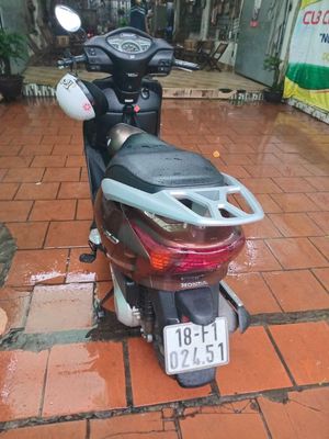 Honda Lead 2011. Mua bán Xe máy tại Quận 7 Tp Hồ Chí Minh được đăng bởi tuan