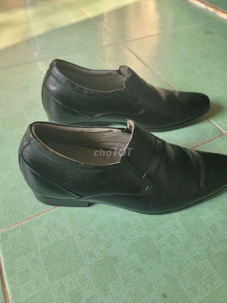 Giày tây Nam Đen size 42 Đã sử dụng. Mua bán Giày dép tại Huyện Phong Điền Cần Thơ được đăng bởi Audio Mini toàn trung Cần Thơ hình 1