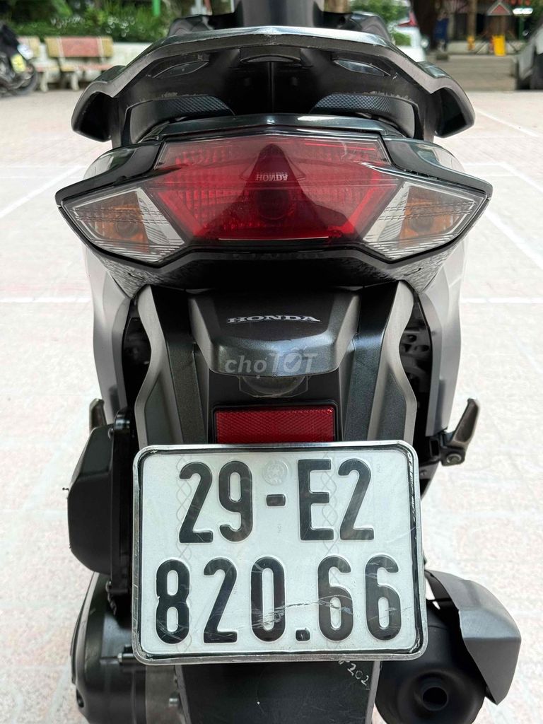 Honda Vision Thể Thao 2022 Xanh Đá biển đẹp đi ít