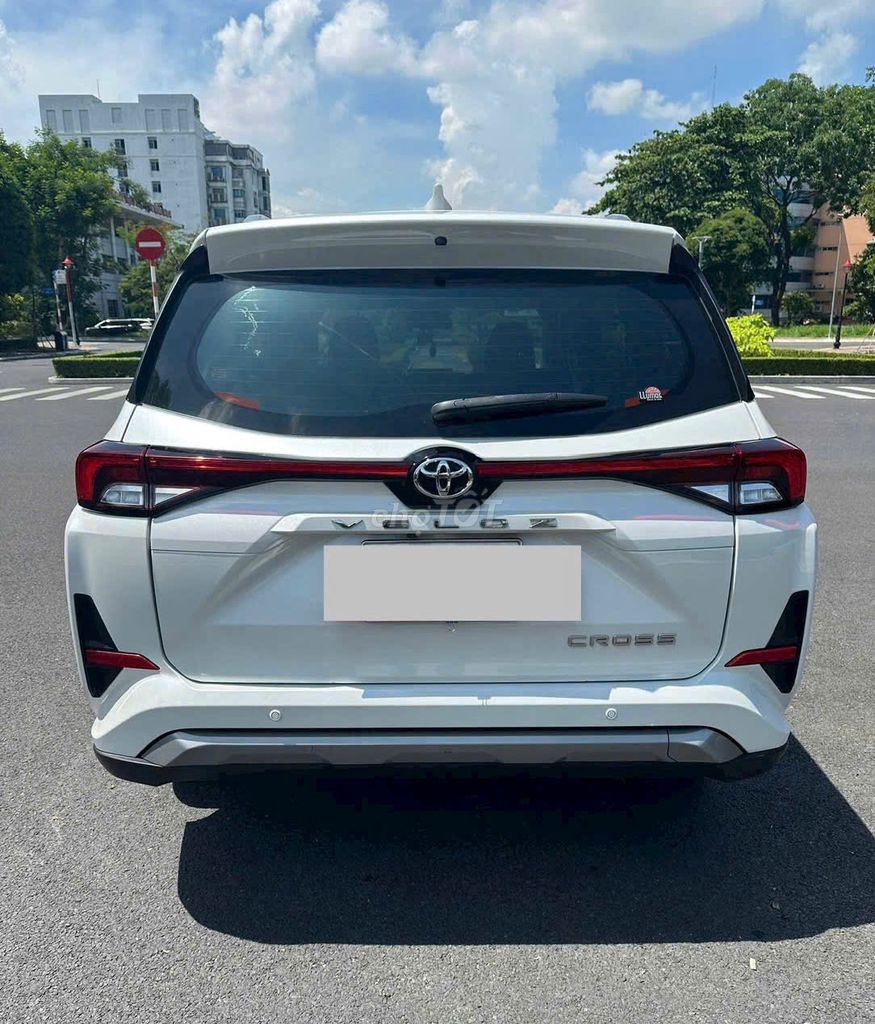 Toyota Veloz Cross 2022 CVT Top hỗ trợ ngân hàng. Mua bán Ô tô tại Thành phố Thủ Dầu Một Bình Dương được đăng bởi Oto An Suong hình 5
