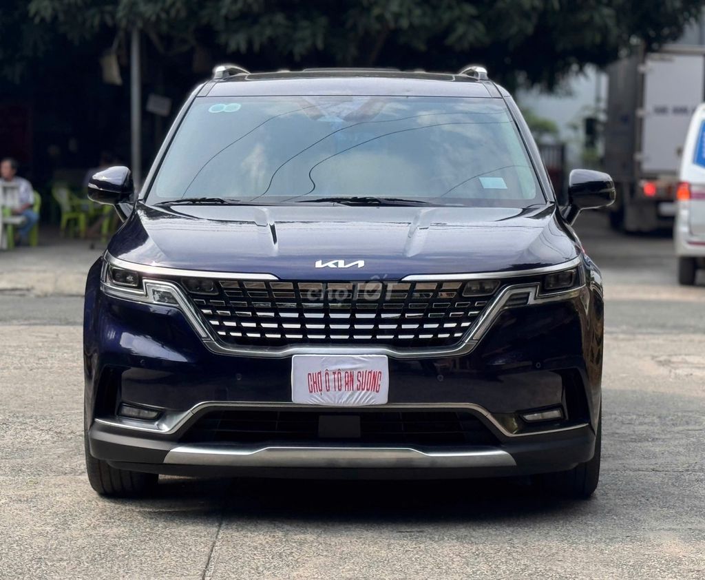 Kia Carnival 2022 Signature Xanh