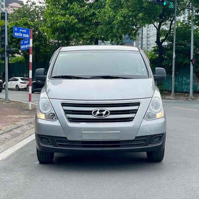 Thanh lý xe Hyundai Grand Starex chở tiền 2016. Mua bán Ô tô tại Quận Cầu Giấy Hà Nội được đăng bởi Tô Văn Tiến