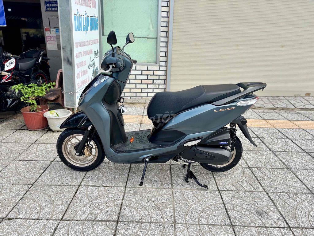 LEAD 4Val Abs mẩu mới đk 11/2024,xe như mới 450km. Mua bán Xe máy tại Quận Ninh Kiều Cần Thơ được đăng bởi Cửa Hàng Xe máy Tân Lập Hưng hình 3