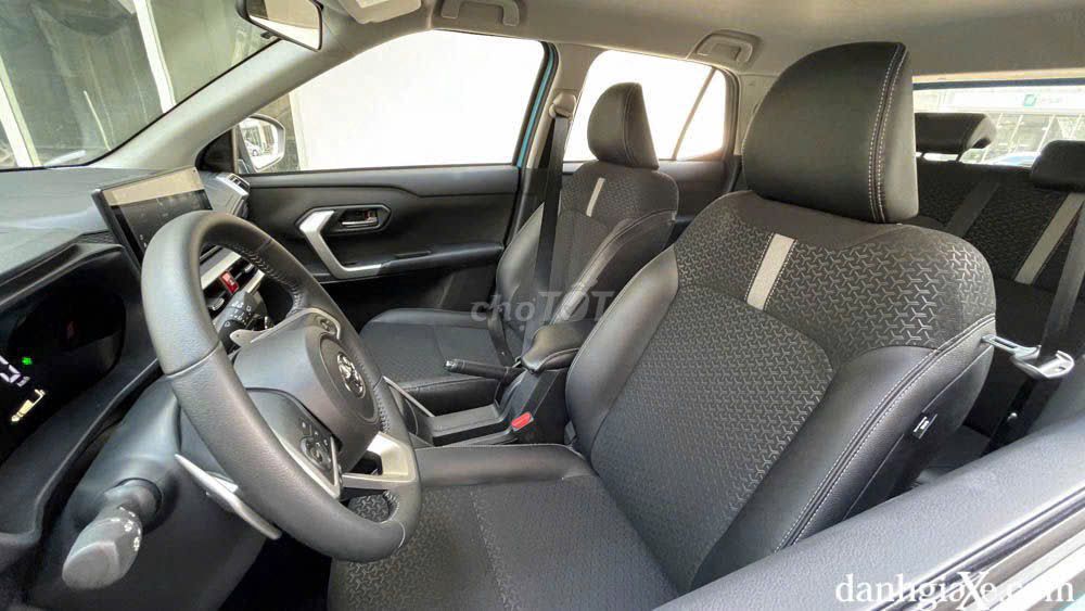 Toyota Raize 1.0 Turbo, перламутрово-белый, 50 тыс. км
