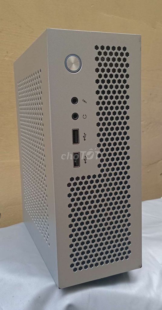 Case ITX nhôm AMD. Mua bán Máy tính để bàn tại Quận 8 Tp Hồ Chí Minh được đăng bởi Dung Vt hình 1