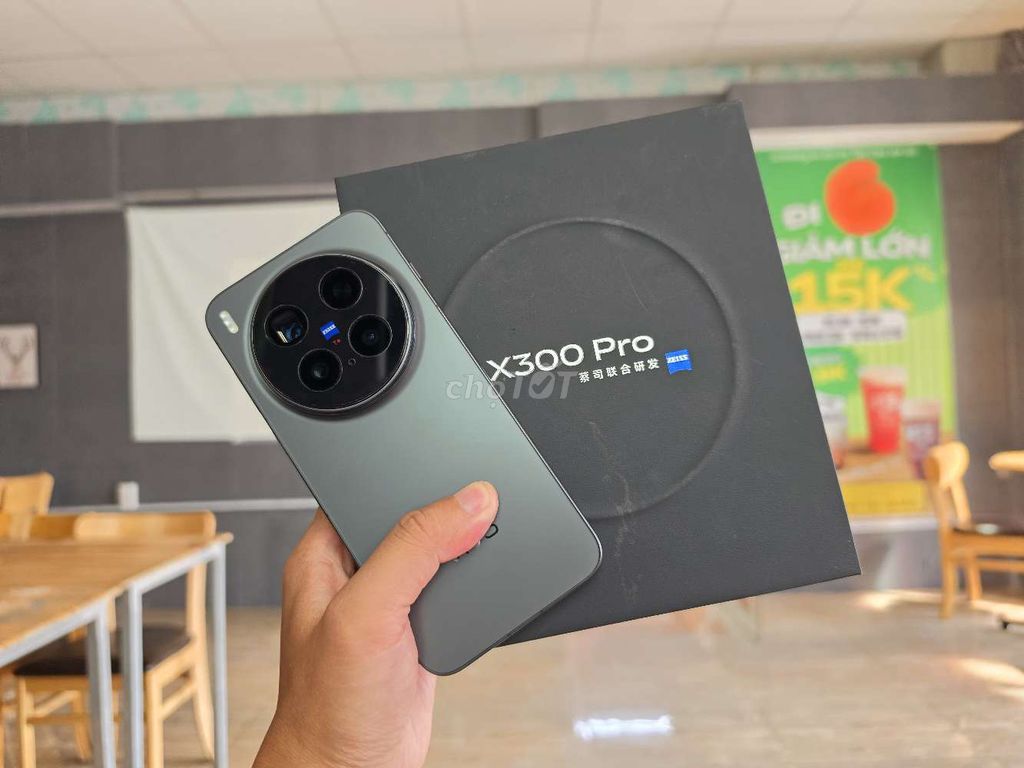 VIVO X300 PRO 12/512GB ĐEN FULLBOX. Mua bán Điện thoại tại Thành phố Thủ Đức Tp Hồ Chí Minh được đăng bởi Minh Nhựt hình 1