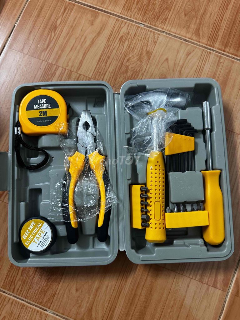Bộ dụng cụ sửa chữa 24 món Thép hợp kim. Mua bán Nội thất, đồ gia dụng khác tại Huyện Đắk Mil Đắk Nông được đăng bởi Phu Huy Pham hình 1