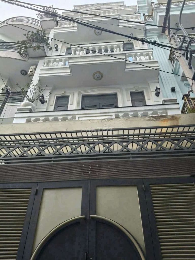 Аренда · 4 комн. · 100 м² · Quận Gò Vấp, ул. Đường Thống Nhất