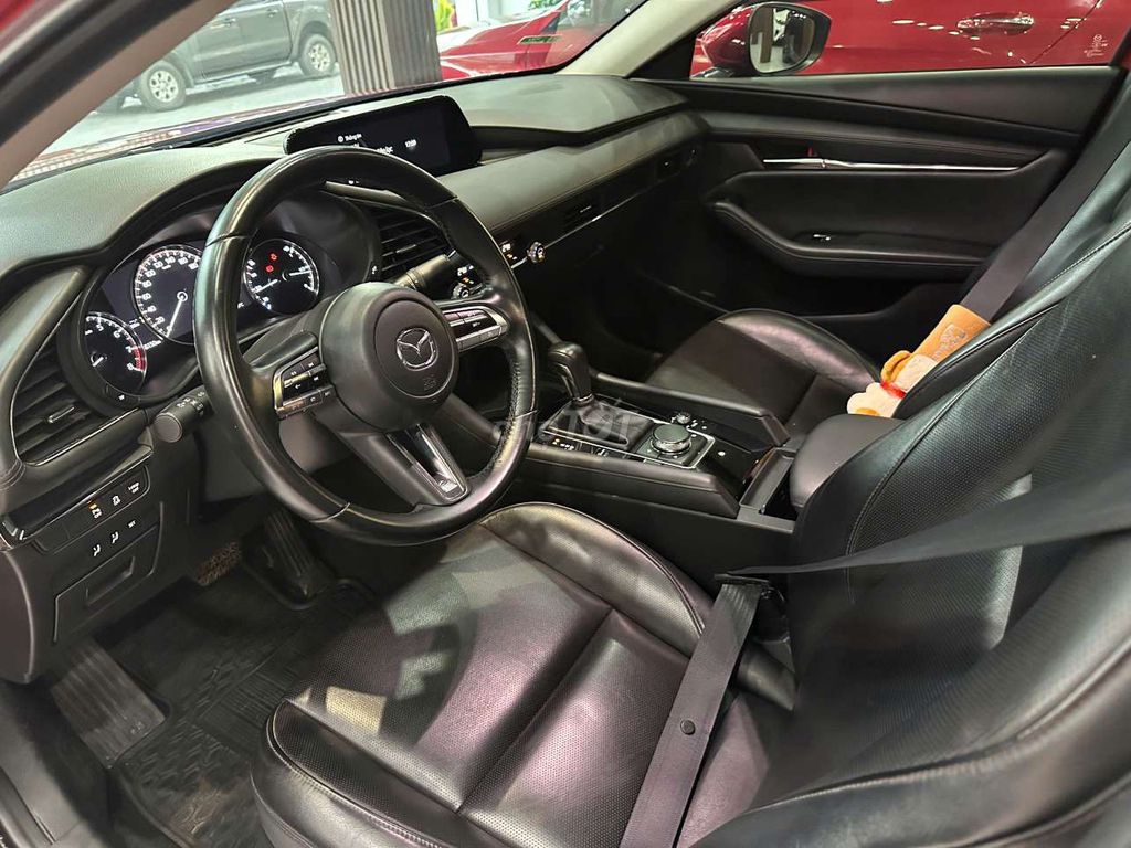 Mazda 3 2021 Luxury 1.5L, màu đỏ,66.000 km. Mua bán Ô tô tại Quận Bình Tân Tp Hồ Chí Minh được đăng bởi Son Do hình 11