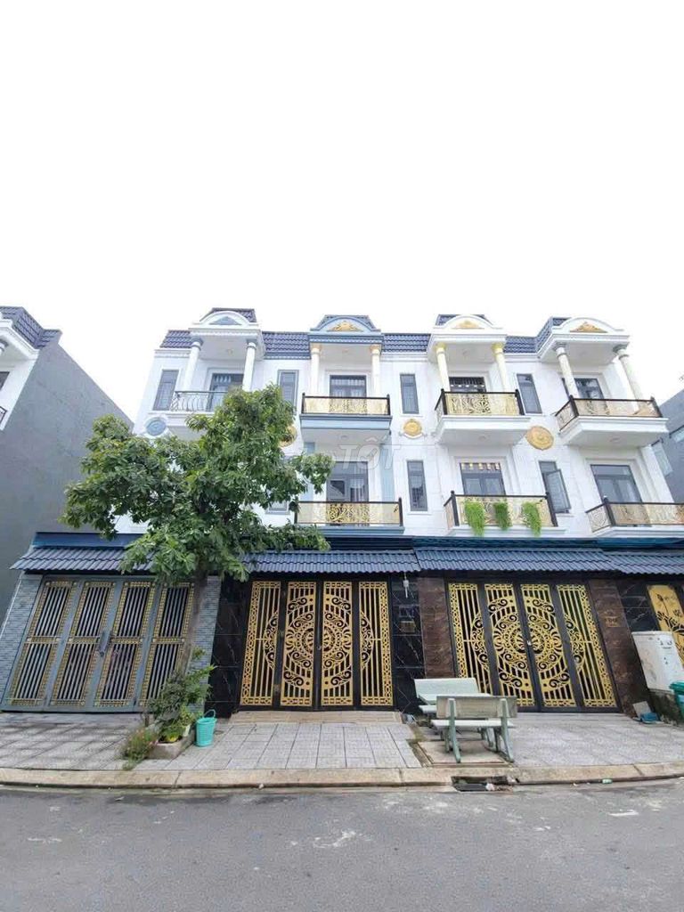 Cho thuê nhà 4pn 4wc khu nhà ở hoàng nam gần ngã tư siza Phú Lợi