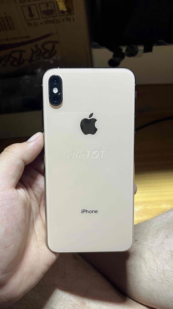 Apple iPhone Xs Max 64GB Vàng. Mua bán Điện thoại tại Thành phố Thuận An Bình Dương được đăng bởi Bán Lặt Vặt hình 1