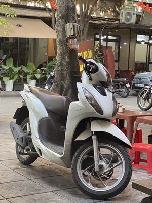 Chính chủ cần bán. Mua bán Xe máy tại Quận Hoàn Kiếm Hà Nội được đăng bởi trần tuyết linh