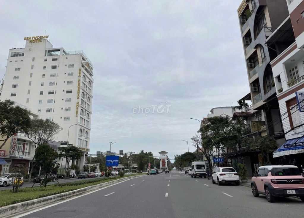 Rent · 2 bd · 140 м² · Quận Ngũ Hành Sơn, ул. Đường Hồ Xuân Hương