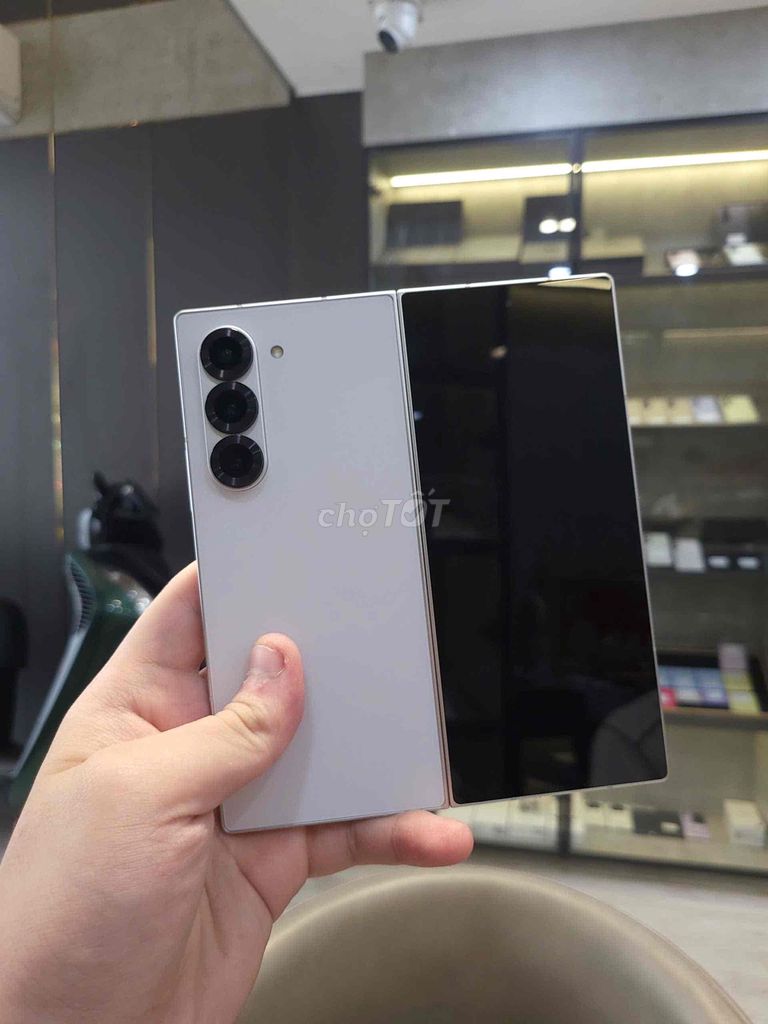 Samsung Galaxy ZFold6 512GB Trắng Hàn Quốc 99%. Mua bán Điện thoại tại Quận 8 Tp Hồ Chí Minh được đăng bởi CA REM BÁN TÁO hình 1