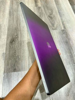 Bán Macbook Pro 2019 touch bar !!!