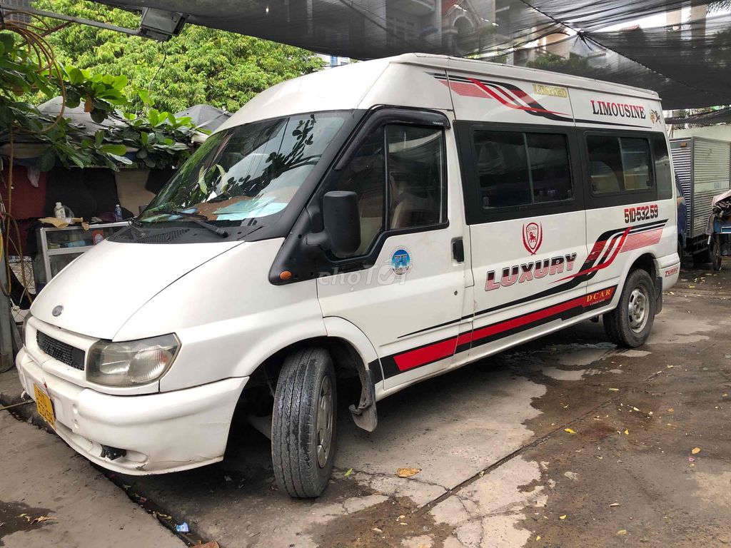 pord transit 6 chổ 900kg đời 2005