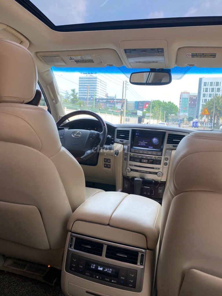 Lexus LX570 2014  - Xe Chính Chủ. Mua bán Ô tô tại Quận Tân Bình Tp Hồ Chí Minh được đăng bởi Phạm Minh Tuân hình 6