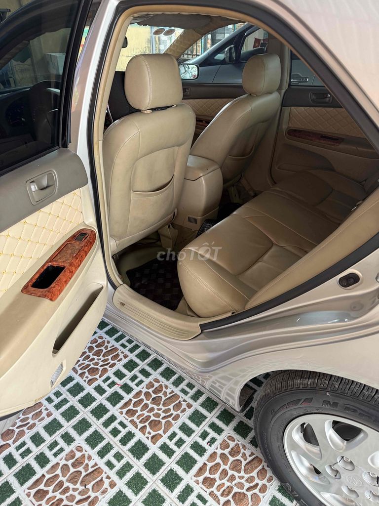 Toyota Camry 2002 2.4G - 200000 km