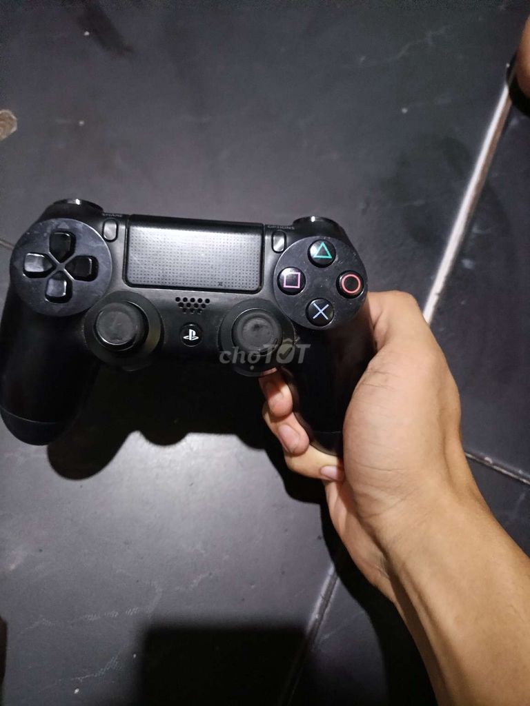 Tay cầm ps4