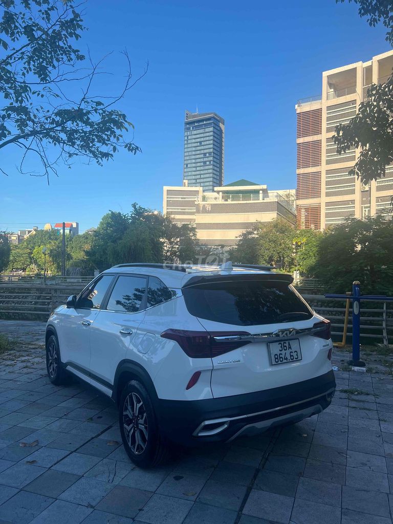 Kia Seltos 2022 Premium 1.6 AT - 21000 km. Mua bán Ô tô tại Thành phố Thanh Hóa Thanh Hóa được đăng bởi Trương Trọng Hoà hình 3