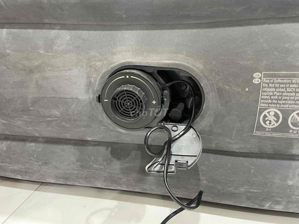 Nệm hơi Intex Xám Trắng. Mua bán Giường, chăn ga gối nệm tại Quận Liên Chiểu Đà Nẵng được đăng bởi Nguyễn Minh Long hình 1