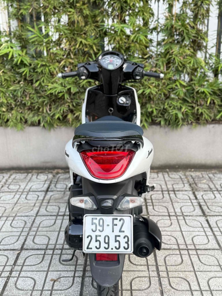 Janus bstp smakey trắng đen đẹp keng( bnx). Mua bán Xe máy tại Thành phố Thủ Đức Tp Hồ Chí Minh được đăng bởi cửa hàng xe máy Bốn Nguyễn quận 9 hình 7