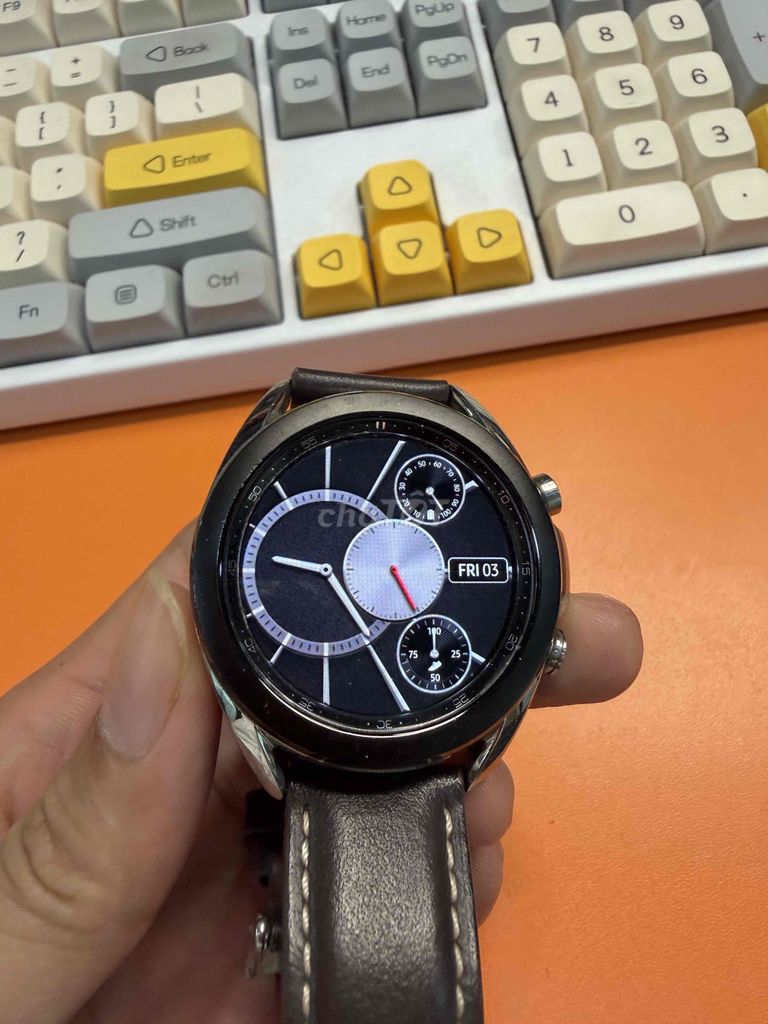 Galaxy Watch S3 Classic bản 42mn. Mua bán Thiết bị đeo thông minh tại Quận Hai Bà Trưng Hà Nội được đăng bởi Quang thiện hình 1