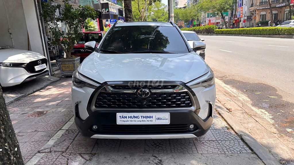 Toyota Corolla Cross 1.8V 2022 Белый 40 000 км