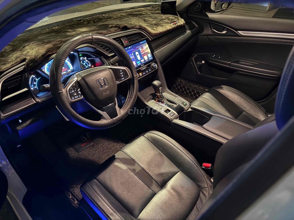 CIVIC G 2020 MỚI NHẤT VN, CHỈ: 11.000KM, 1 ĐỜI CHỦ. Mua bán Ô tô tại Quận 10 Tp Hồ Chí Minh được đăng bởi PC Trương hình 9