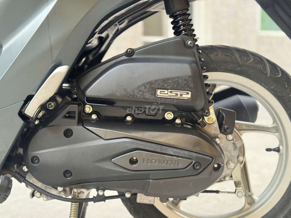 Honda Vision 2024 Xanh nhám 12000 km. Mua bán Xe máy tại Quận Bình Thạnh Tp Hồ Chí Minh được đăng bởi Văn Hùng OTO hình 3