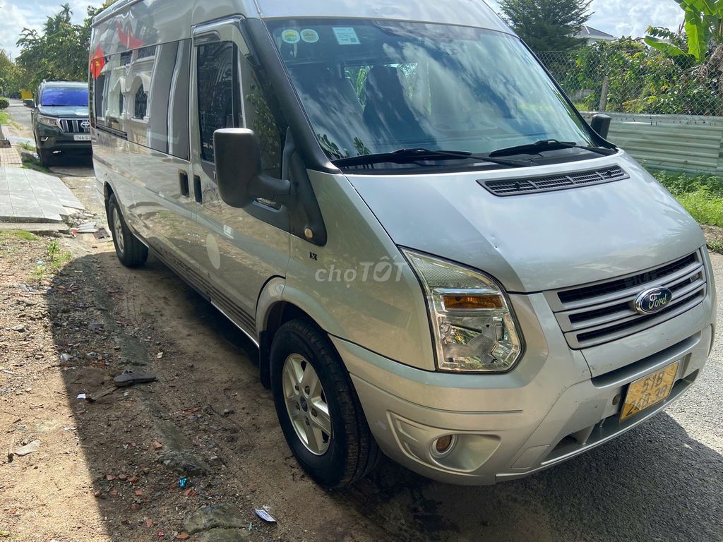 Ford Transit 2017 Luxury - 57940 km. Mua bán Ô tô tại Thành phố Thủ Đức Tp Hồ Chí Minh được đăng bởi Quý Lê hình 7