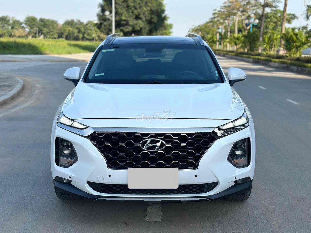 Hyundai SantaFe 2019 2.4 Xăng Đặc Biệt 70000 km. Mua bán Ô tô tại Quận Cầu Giấy Hà Nội được đăng bởi Vũ Kiên hình 2