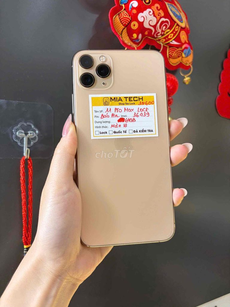 iPhone 11 Pro Max Lock 64GB Vàng. Mua bán Điện thoại tại Quận Ba Đình Hà Nội được đăng bởi Huy Trần hình 1
