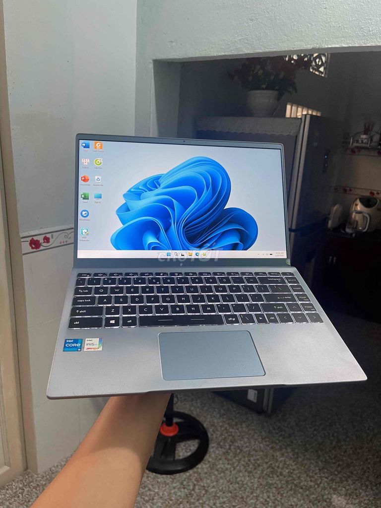 Bán MSI model 14 Core i5-1135G7 14 inch 8GB/256GB. Mua bán Laptop tại Thành phố Thủ Đức Tp Hồ Chí Minh được đăng bởi Đăng Bùi hình 1