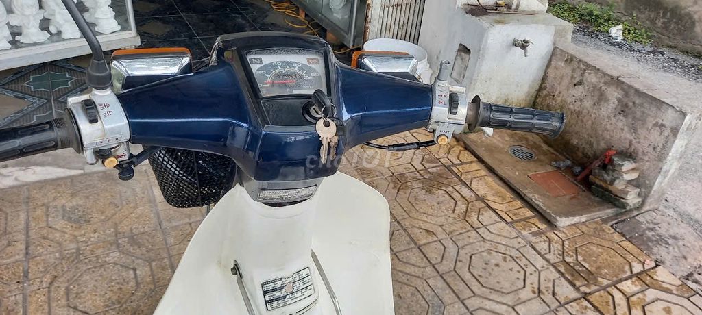 xe 82 sản xuất 1996 đăng ký 1997. Mua bán Xe máy tại Thành phố Phủ Lý Hà Nam được đăng bởi lê văn toan hình 6