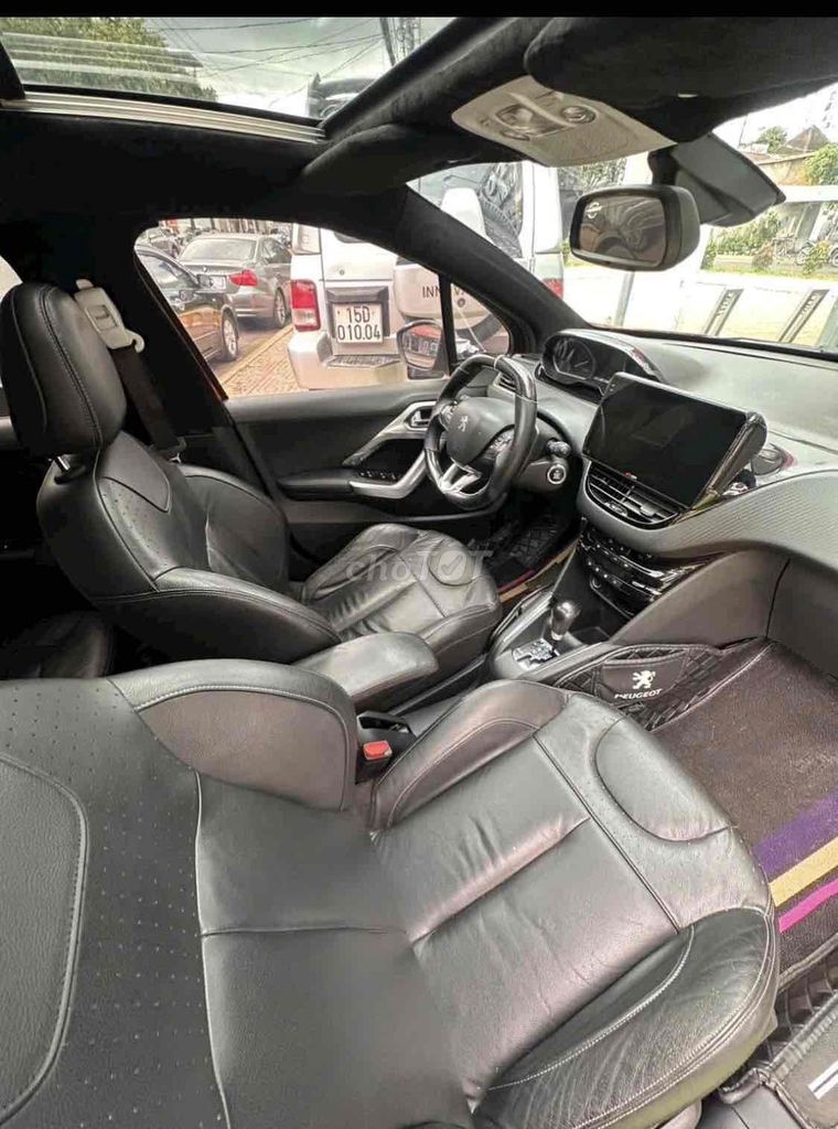 Peugeot 208 2015 1.6L AT - 72123 km. Mua bán Ô tô tại Huyện Krông Pắc Đắk Lắk được đăng bởi lê thanh luân hình 8