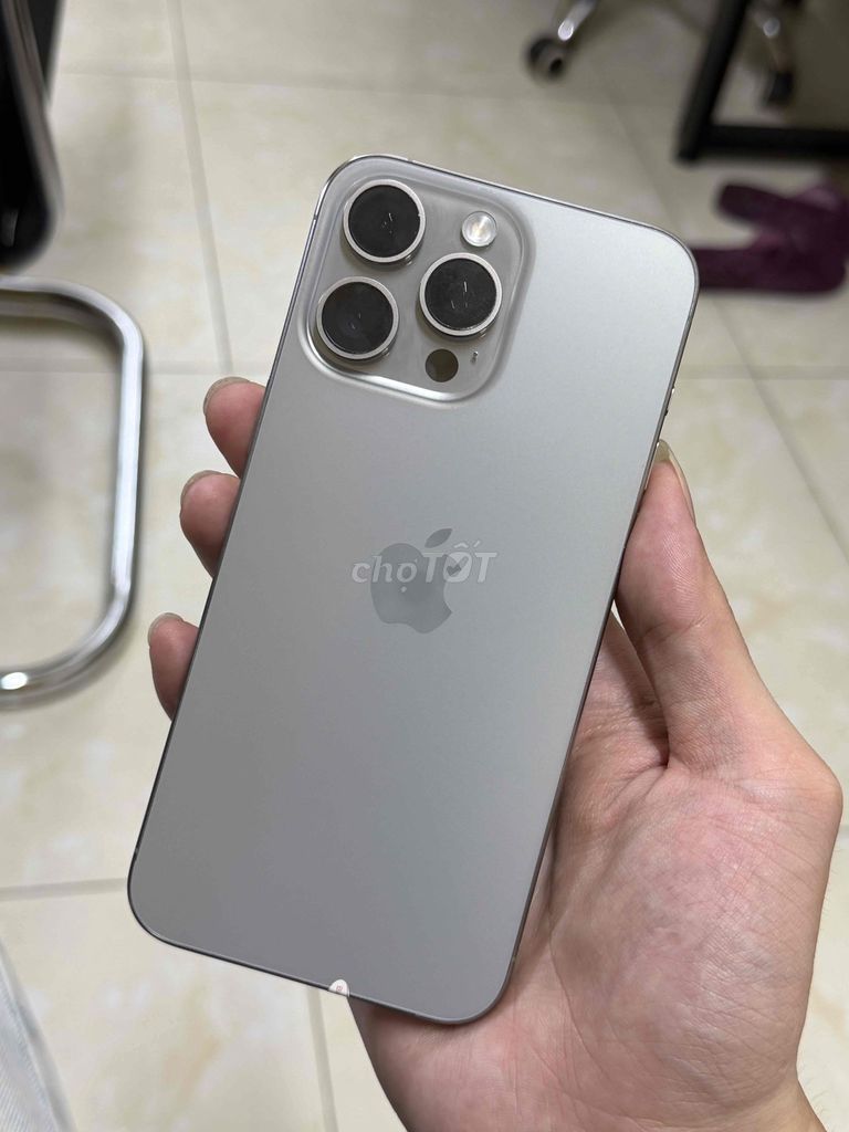 Apple iPhone 15 Pro Max 256GB Titan Việt Nam 88%. Mua bán Điện thoại tại Quận Cầu Giấy Hà Nội được đăng bởi Nguyễn Chấn Huy hình 1