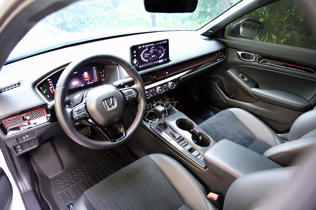 CIVIC RS HEV 2025 LƯỚT NHẤT VN, BẢN XĂNG ĐIỆN. Mua bán Ô tô tại Quận 10 Tp Hồ Chí Minh được đăng bởi PC Trương hình 13