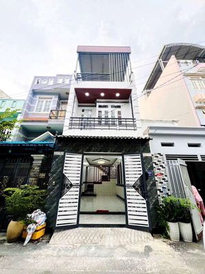 Nhà phố 4m x 16m. Đúc 2 lầu Hẻm nhựa 6m thông Lâm Thị Hố. Mua bán nhà ở tại Quận 12 Tp Hồ Chí Minh được đăng bởi Hoàng Phong Land