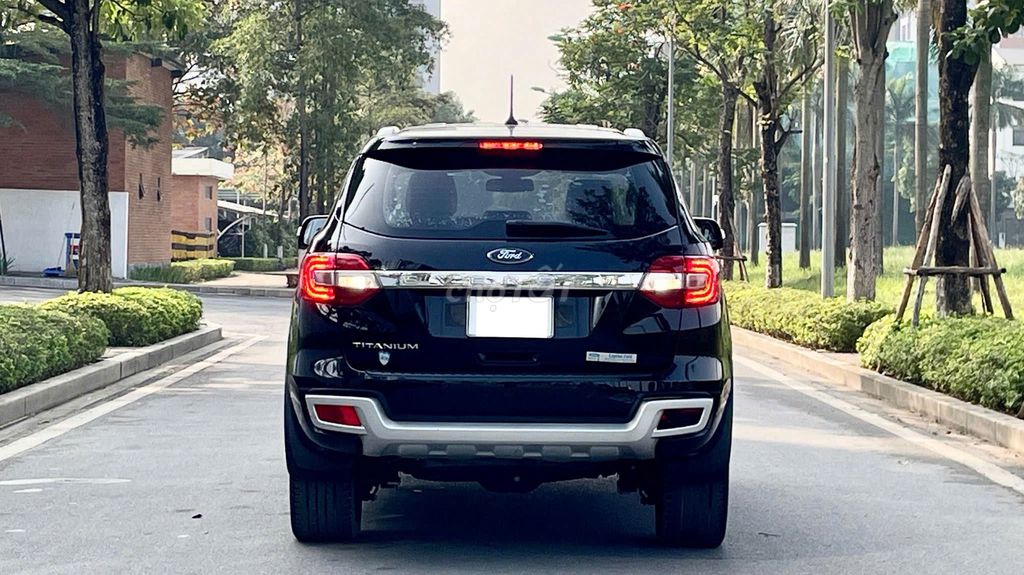 Ford Everest 2020 bản cao cấp 1 cầu giá 8xx. Mua bán Ô tô tại Quận Bắc Từ Liêm Hà Nội được đăng bởi Trung Auto 26 Phạm Văn Đồng hình 4