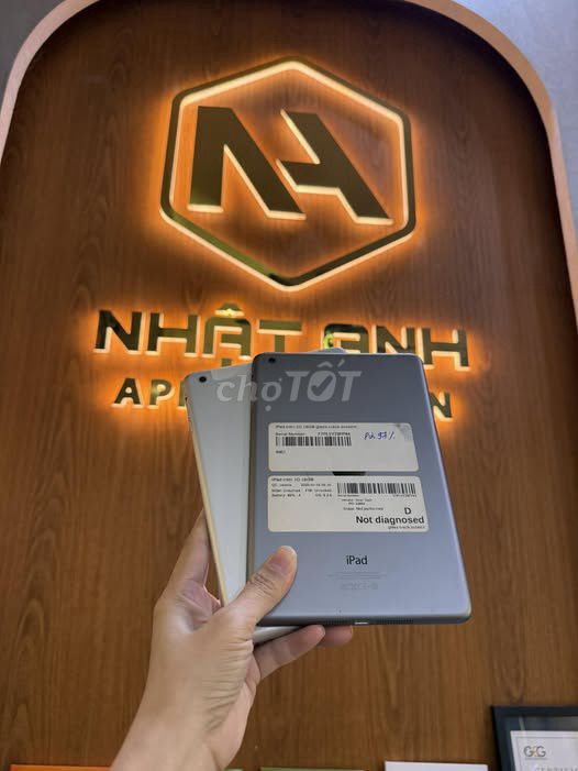 Ipad Mini 1 16G xách tay Mỹ về. Mua bán Máy tính bảng tại Quận Gò Vấp Tp Hồ Chí Minh được đăng bởi Nguyễn Thị Thu Hiền hình 1