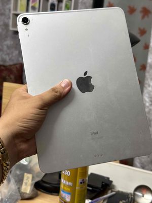 iPad Pro 2018 256gb BH 3 tháng. Mua bán Máy tính bảng tại Quận Liên Chiểu Đà Nẵng được đăng bởi Tin Store