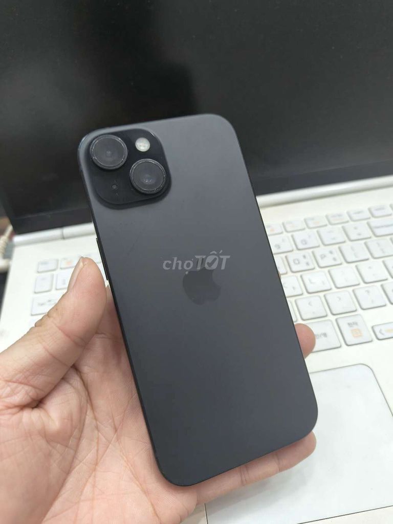 Apple iPhone 15 Đen Việt Nam Đã sử dụng. Mua bán Điện thoại tại Thành phố Buôn Ma Thuột Đắk Lắk được đăng bởi MNmobile hình 1
