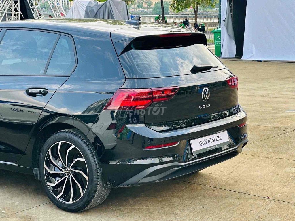 Golf  Chỉ 200Tr Nhận Xe. Cam kết Giá Tốt Nhât. Mua bán Ô tô tại Quận 10 Tp Hồ Chí Minh được đăng bởi Nguyễn Trí Thanh Tâm hình 4