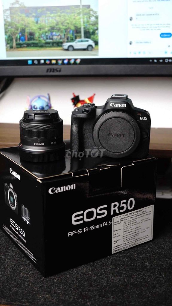 Canon R50 kèm lens kit STM